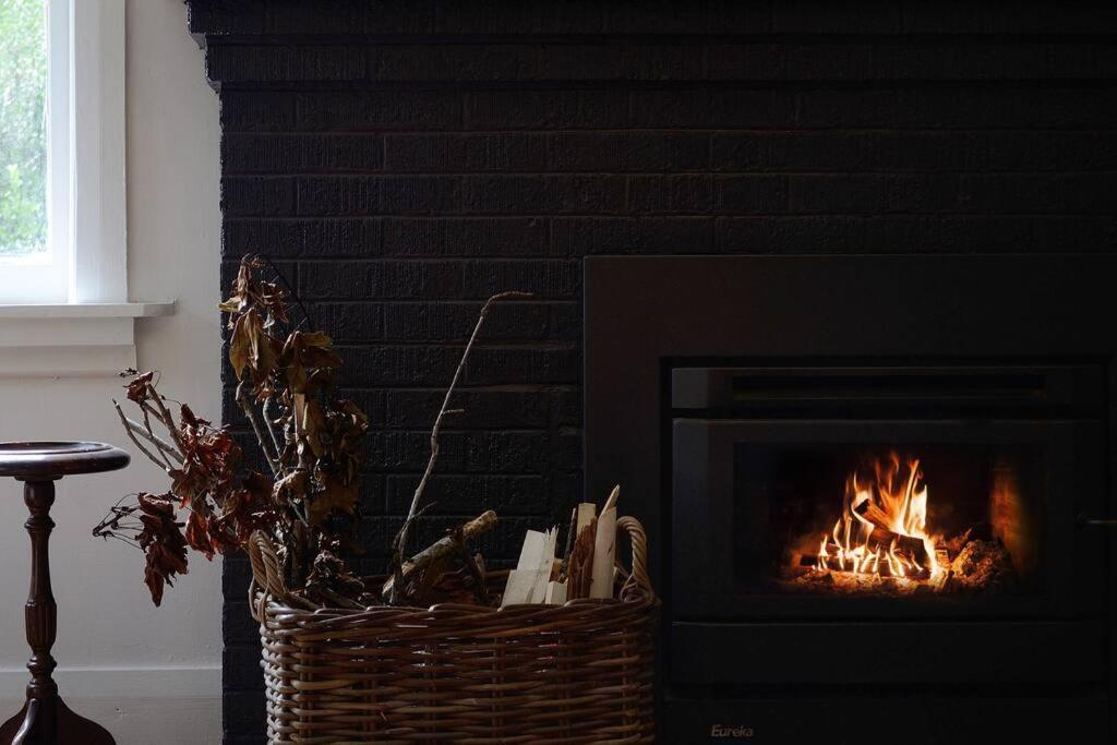 Harrys House Warburton - Peaceful Riverside Cottage In The Perfect Location Exterior photo
