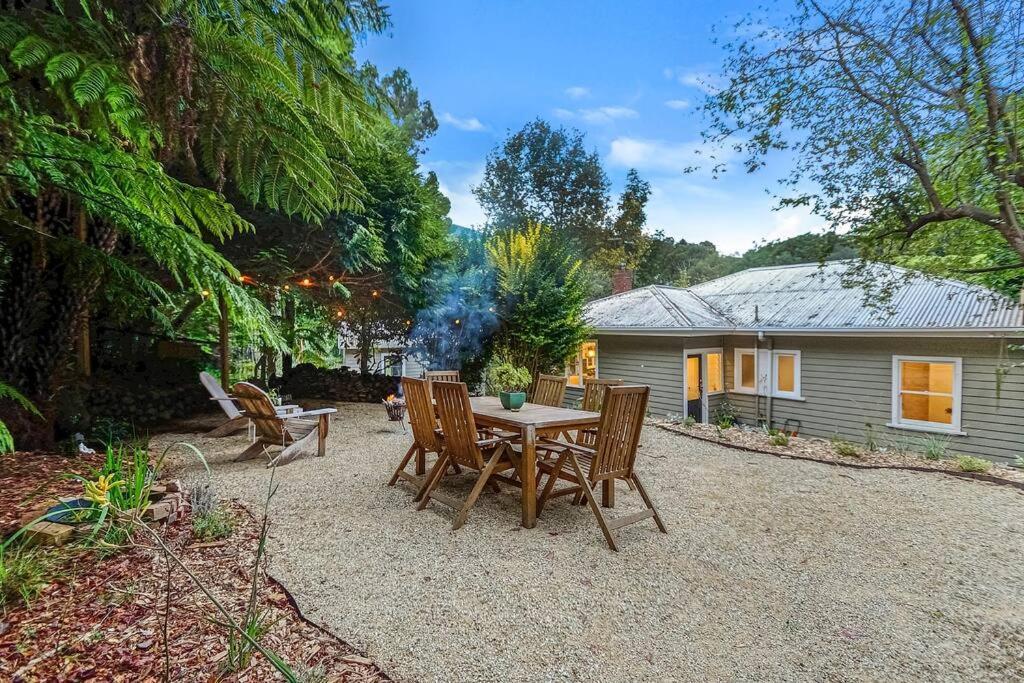 Harrys House Warburton - Peaceful Riverside Cottage In The Perfect Location Exterior photo