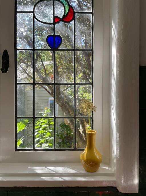 Harrys House Warburton - Peaceful Riverside Cottage In The Perfect Location Exterior photo