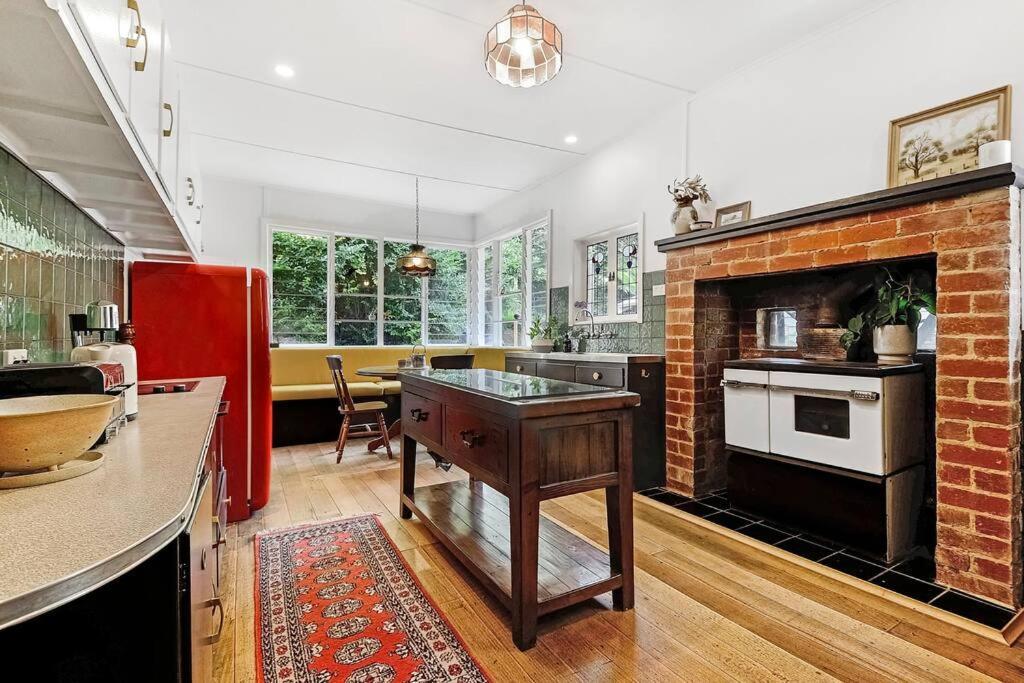 Harrys House Warburton - Peaceful Riverside Cottage In The Perfect Location Exterior photo